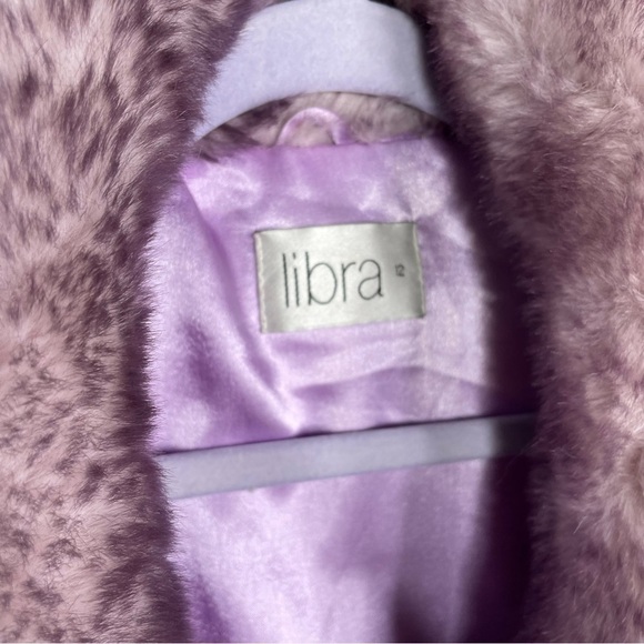 Libra Purple Faux Fox Fur Vintage Style Opera Coat - Picture 3 of 8